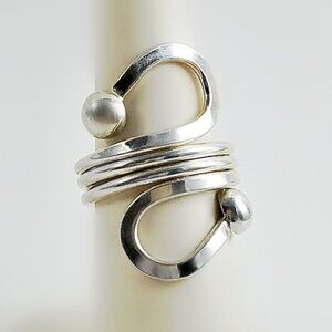 Sterling Wrap Ring - Silver Swirl Ring Size 6 - Sterling Loop Ring - Modernist